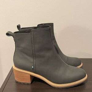 Toms Marina Black Booties Size 8.5
